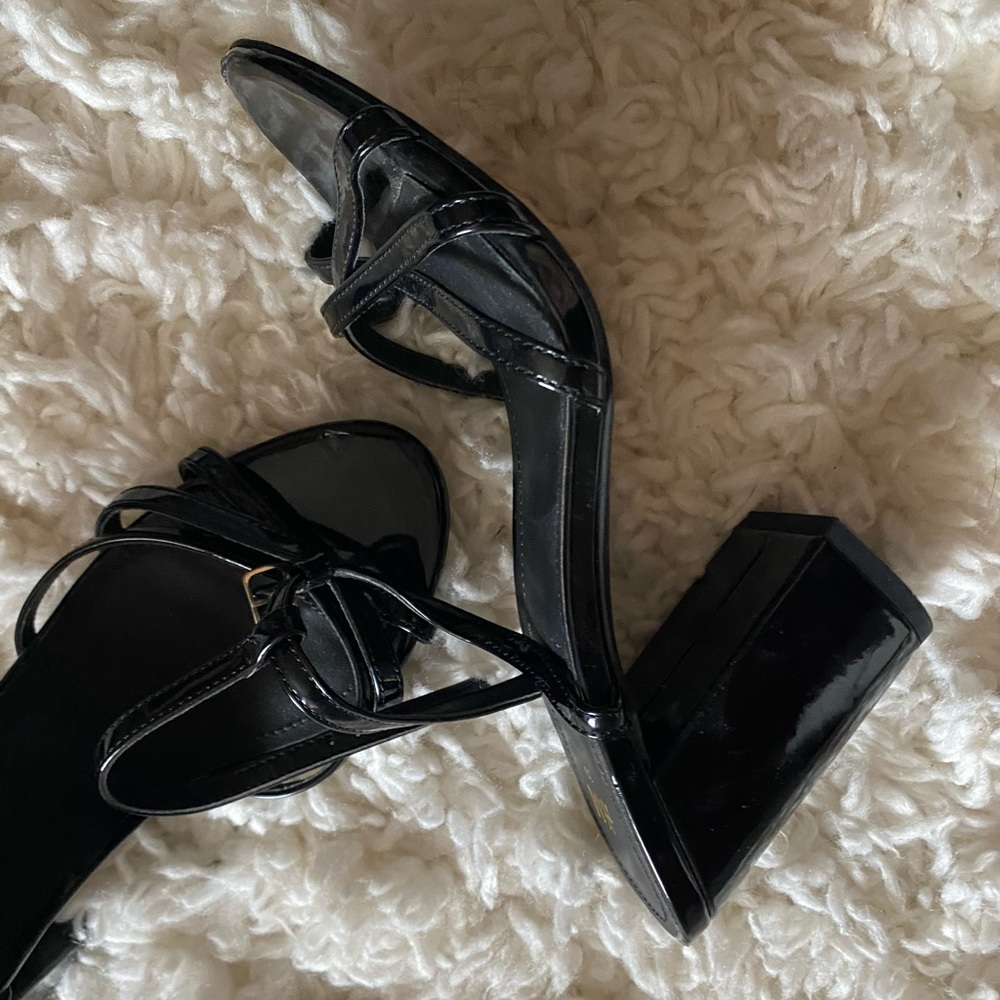 H&M black strappy heels square heel size 7.5/8 US Womens